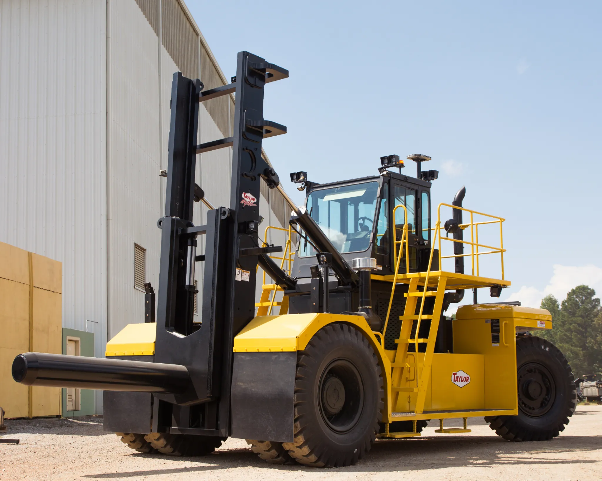 Taylor XH-925L High Capacity Forklift